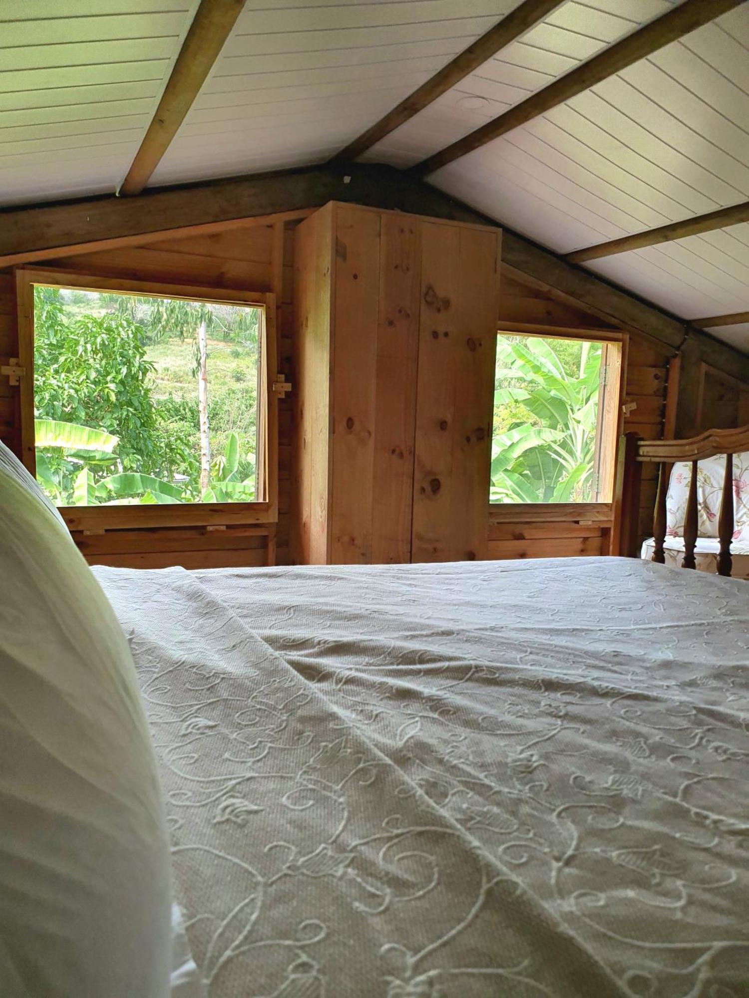 Le Chalet, La Petite Ferme Vieux Grand Port エクステリア 写真